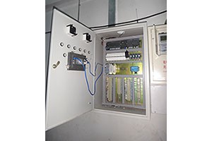 储油罐液位控制箱