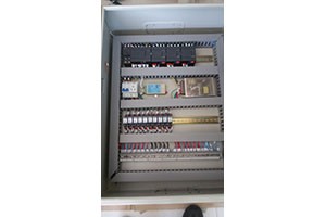 换热站无人值守控制箱1